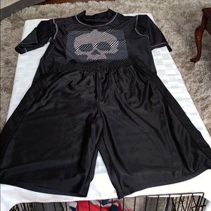 # 1084 Boys shirt and shorts